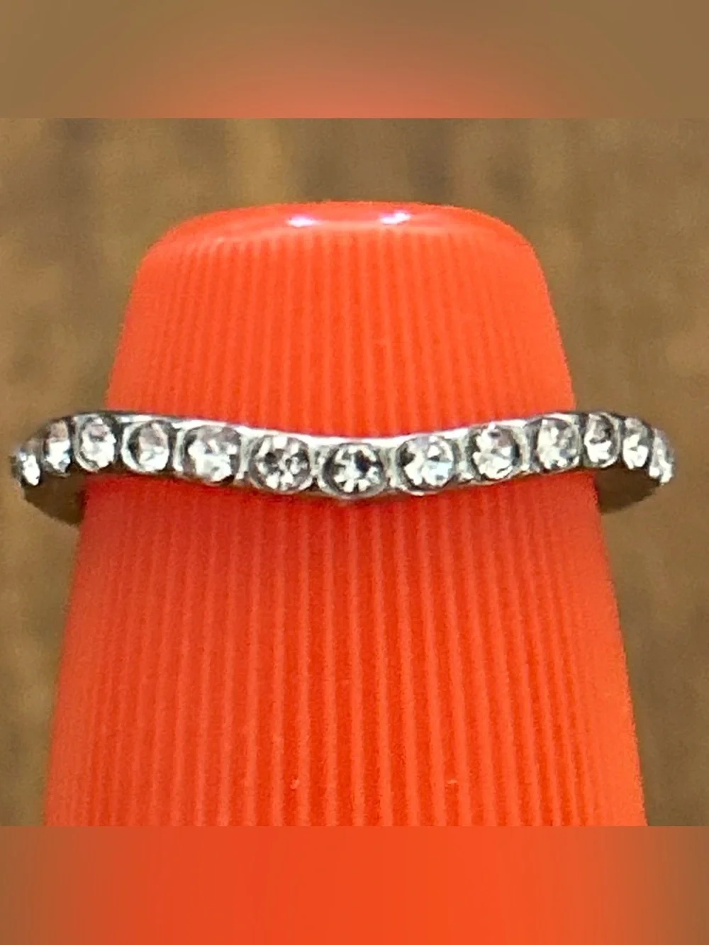 Silver Toned Wavy Rhinestone Accent Ring Size: 5.75  (NWOT)